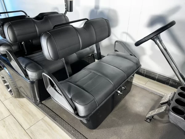 WhatsApp-Image-2025-06-27-at-10.03.49-2.webp Cushman Shuttle 6 2006 Golf Cart For Sale